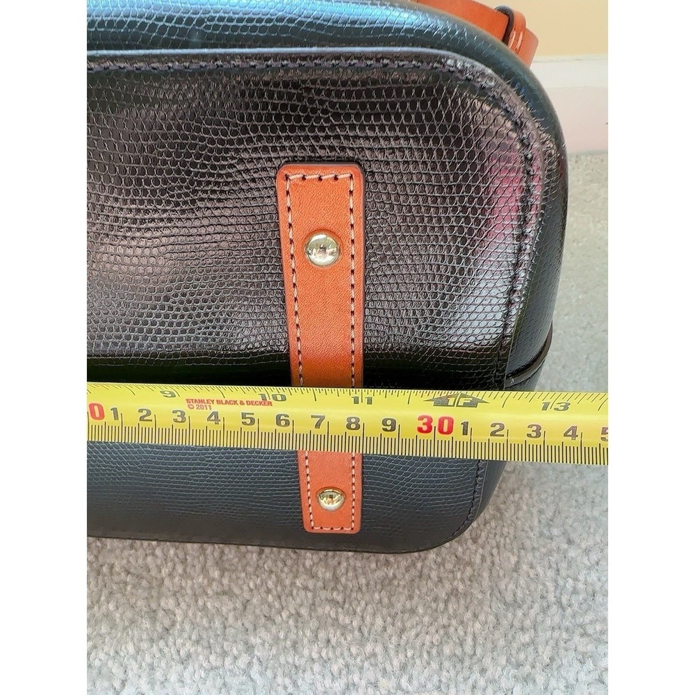 Dooney & Bourke Grain Large Barlow Satchel In Black Pebbled Leather - Picture 11 of 14